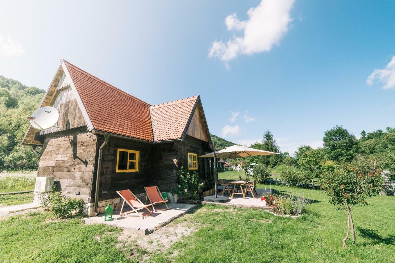 Plitvice Chalet Villa Korana Exteriör bild